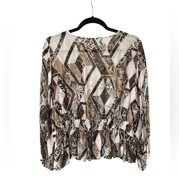 Snake skin pattern H&M Blouse - Picture 2 of 2